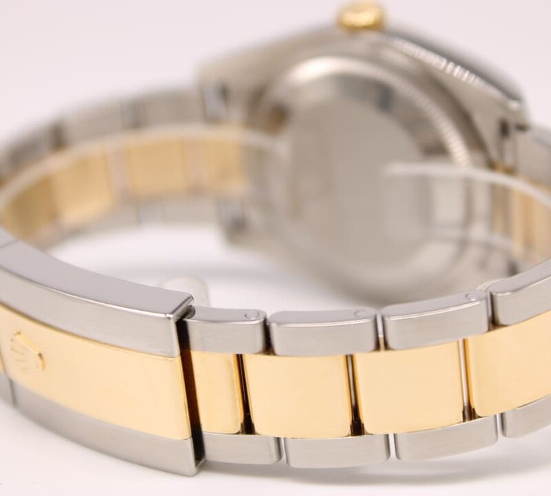 252B2357-1B7E-4E00-B43F-42908CAFE02C