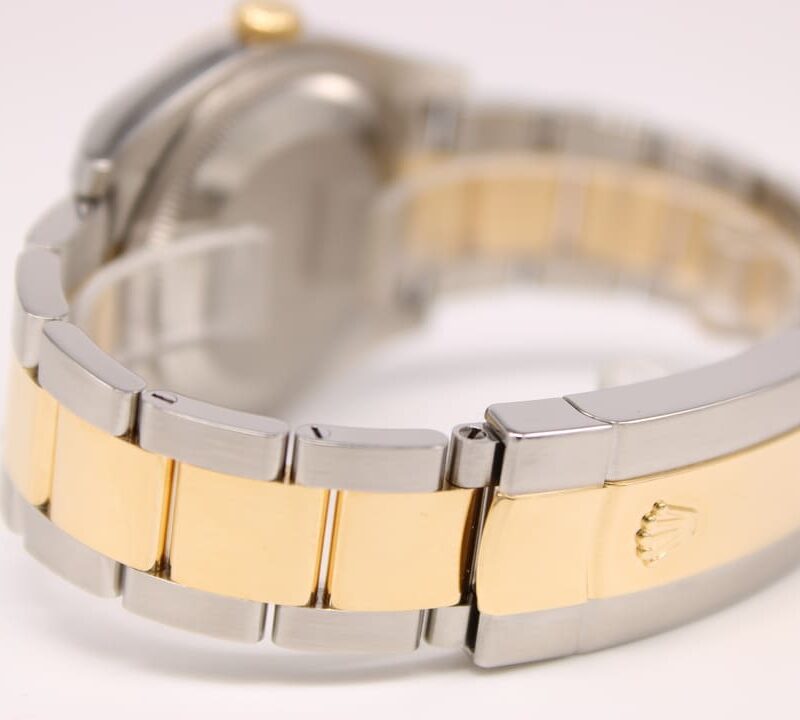 27E7E5D7-8A24-4C8A-8351-1092921FE461