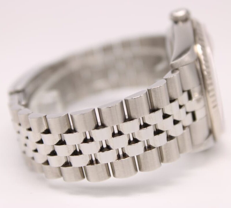 2CC839F5-04FA-4678-81CA-E0A69A974291