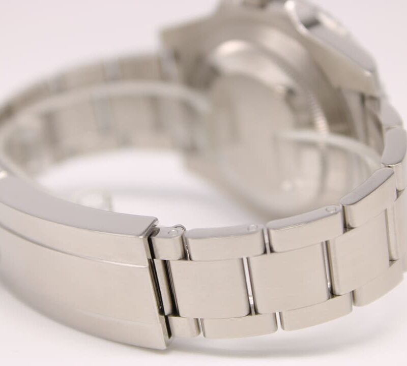 2D5B889B-BC15-456E-A677-428CFFE6D14F