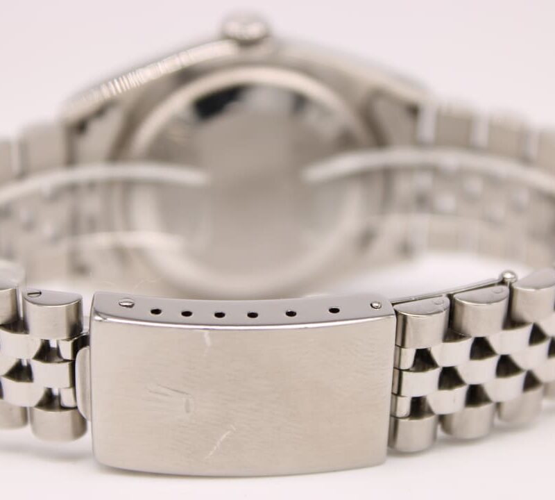 348EC359-1775-4292-9954-36B8DE7D22B4