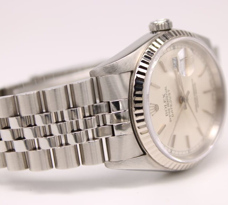 E35C3AE9-1557-46A0-B713-176729DA6812